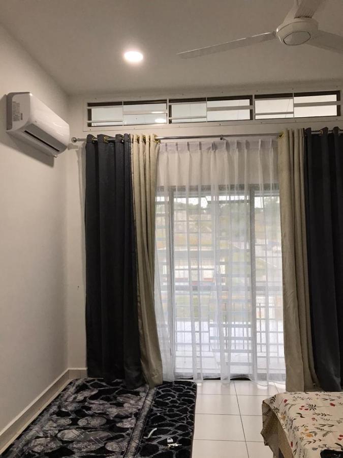 Baituljannah Homestay Batu Pahat Exterior photo
